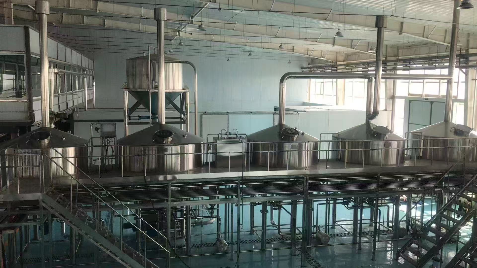 夏河精酿啤酒设备厂—精酿啤酒设备主要生产工艺与核心技术